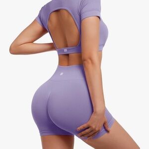 Open Back Short Sleeve Scrunch Butt Booty Shorts
Seamless Ribbed Purple Medium